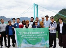 Bắc cầu qua vực thẳm: Cách Quý Châu, Trung Quốc đang tái định hình địa hình miền núi