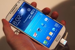 Samsung Galaxy S4 – Giải phóng đôi tay của bạn