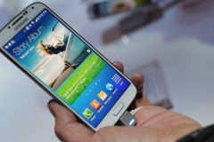 Samsung Galaxy S4, sản phẩm bán chạy nhất theo Consumer Report