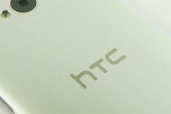 Tiết lộ hình ảnh HTC M8 "đọ dáng" với hàng loạt smartphone đình đám