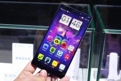 Lộ diện siêu phẩm Lenovo K920 với màn hình QHD