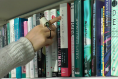 MIT chế tạo ngón tay đọc sách dành cho người khiếm thị