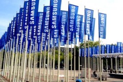 Samsung ủng hộ 3000 smartphone Galaxy để chống dịch Ebola