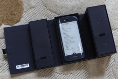 Ảnh đập hộp điện thoại YotaPhone 2