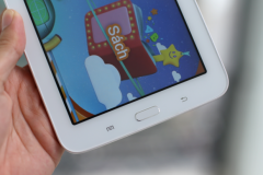 Trên tay chiếc máy tính bảng giá rẻ Galaxy Tab3 V