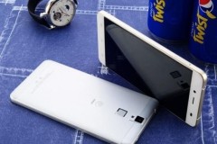 Pepsi chính thức ra mắt mẫu điện thoại của riêng mình