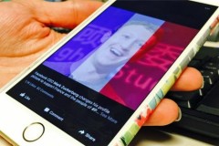 Cha đẻ Facebook giải thích về 'ưu tiên' Paris sau vụ khủng bố