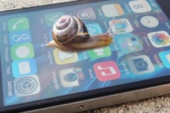 Người dùng iPhone kêu trời vì điện thoại chạy chậm qua các bản cập nhật