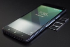 Điện thoại 3 sim, màn hình HD 5 inch giá không tưởng chỉ 1,5 triệu đồng