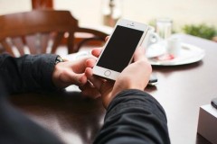 Các đối tác của Apple không lạc quan với iPhone 5SE giá rẻ