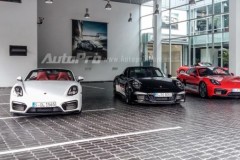 Khách hàng Việt Nam sắp được trải nghiệm hàng loạt xe Porsche