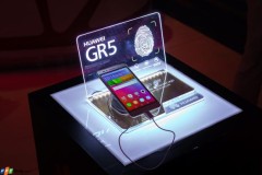 Trên tay Huawei GR5 - Thiết kế kim loại nguyên khối, có cảm biến vân tay