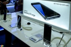 Mỹ Nhân Ngư xuống nước "bóc tem" Galaxy S7, Galaxy S7 edge tại FPTShop
