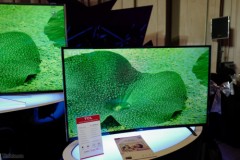 TCL giới thiệu TV mới dùng chấm lượng tử ở Việt Nam, có TV LED cong chạy Android chỉ từ 12 triệu