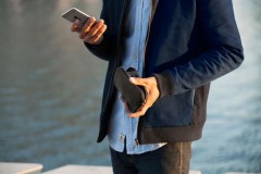 iPhone mới dùng màn hình AMOLED kích thước 5,8 inch, mặt kính cong ra, cảm biến võng mạc, ra mắt vào năm 2017?