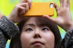 Vì sao Sony, Sharp và Fusitsu của Nhật Bản thua Apple trên sân nhà?