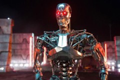 Robot không bao giờ giết người nếu kể truyện cổ tích cho chúng