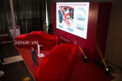 Nissan Việt Nam giới thiệu NP300 Navara EL 1 cầu tự động giá 649 triệu đồng