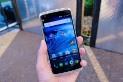 Xuất hiện giá bán ZTE Axon 2: Snapdragon 820, 4GB RAM, 5.5 inch QHD giá 599 USD