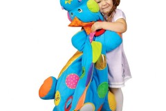 Cách chọn đồ chơi an toàn cho bé yêu