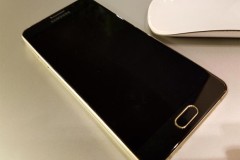 Galaxy A5 2016 - Đối thủ đáng gờm của iPhone SE