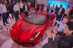 Ferrari ra mắt những siêu xe mới nhất tại Nam Bán cầu