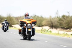 Cơ hội 15 ngày cầm lái Harley Davidson xuyên bang Mỹ