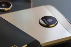 Đã có giá bán bộ mô đun mở rộng của Moto Z: Không rẻ chút nào