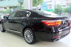 Sedan hạng sang cỡ lớn Kia Quoris về Việt Nam