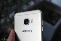 Trên tay Galaxy C5, smartphone kim loại thấp thoáng bóng dáng HTC
