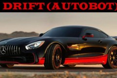 Michael Bay tiết lộ Mercedes-AMG GT R sẽ tham gia đóng phim Transformers: The Last Knight