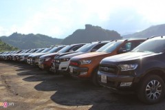 Hơn 30 chiếc Ford Ranger tụ hội bên lòng hồ Hòa Bình