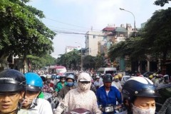 Lại tính chuyện kiểm soát khí thải xe máy