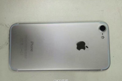 Lộ ảnh thực tế iPhone 7 phiên bản màu xám lịch lãm