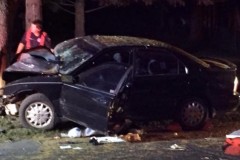 Mải chơi Pókemon, game thủ biến xe của anh trai mình thành một đống sắt vụn