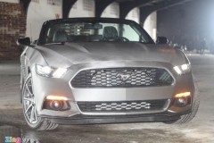 Ford Mustang GT mui trần độ máy và ngoại thất ở Sài Gòn