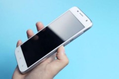 Smartphone hoài niệm Nokia bước ra ánh sáng