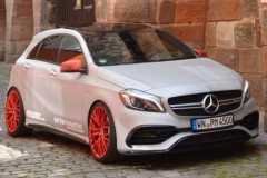 [VIDEO] Mercedes-AMG A45 quyến rũ màu bạc mờ với sức mạnh 410 mã lực