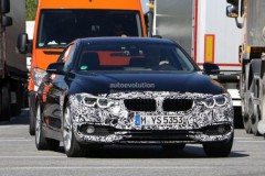 Bắt gặp BMW 4 Series Coupe 2018 nâng cấp nửa kín nửa hở tại Munich, Đức