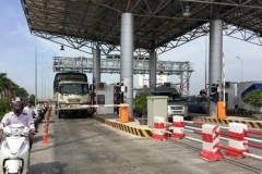 Quốc lộ 1 bỗng thành cao tốc, đường gom xe máy vẫn trên giấy