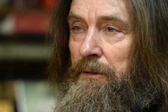 Phá kỷ lục bay quanh thế giới bằng khinh khí cầu