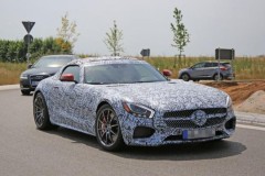 "Bắt gặp" Mercedes-AMG GT Roadster 2018 dành riêng cho thị trường Mỹ