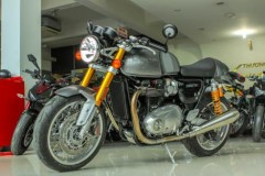 Cận cảnh môtô hoài cổ Triumph Thruxton 1200R 2016 tại Hà Nội