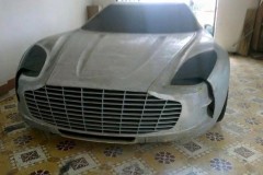 "Giật mình" với Aston Martin One-77 tự chế của thợ cơ khí tại Đà Lạt
