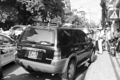 Xử lý hàng loạt xe biển xanh giả, xe dùng logo báo chí để ra oai