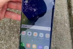 Bảng giá thay màn hình của Galaxy Note 7 và nhiều smartphone cao cấp khác