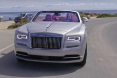 [VIDEO] Motor Trend đánh giá xe Rolls-Royce Dawn với đầy những lời chê bai