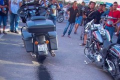 Xem Harley-Davidson Road Glide 1 tỷ Đồng đốt lốp cực chất tại Đà Nẵng