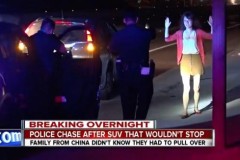 [VIDEO] Du khách Trung Quốc bị cảnh sát đuổi bắt tại Mỹ