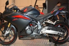 Honda CBR250RR không có màu Repsol, đã được 1.000 người đặt mua